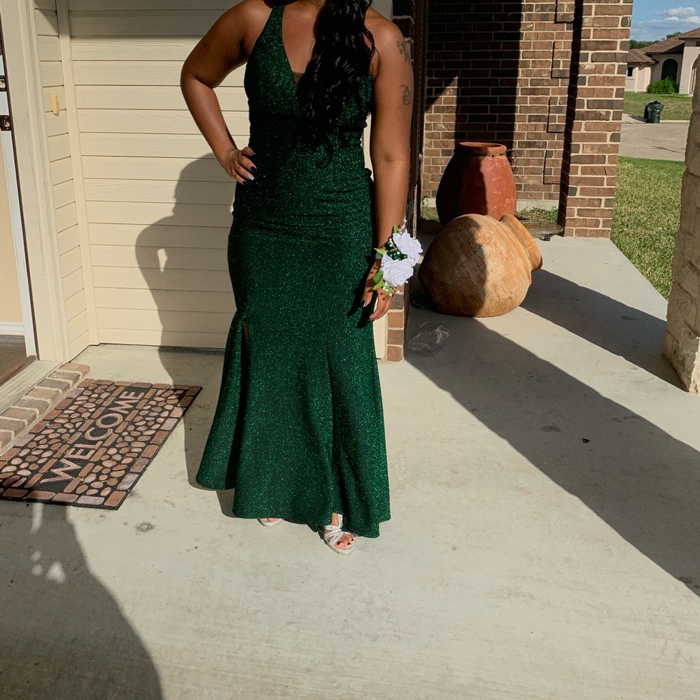 Selling prom dress worn once